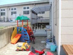 �쥮��顼�ƥ饹���� 1�� �ܱ���¦�̥ѥͥ���