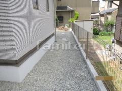 犬走り 防犯砂利敷き バラス砕石 防草シート加工 境界フェンス塀 LIXILリクシル ハイグリッドフェンスUF8型 TOEXトエックス コンクリートブロック