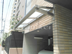 柱なし雨除け屋根 LIXILスピーネ1階