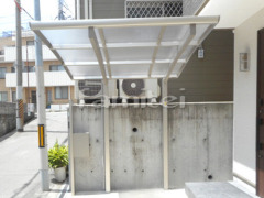自転車バイク屋根 YKKレイナポート ベランダ屋根 LIXILスピーネ3階