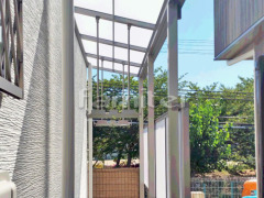 雨除け屋根 LIXILスピーネ1階 目隠しパネル