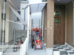 雨除け屋根 LIXILスピーネ1階