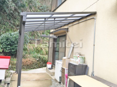 雨除け屋根 LIXILスピーネ1階 積雪50cm対応