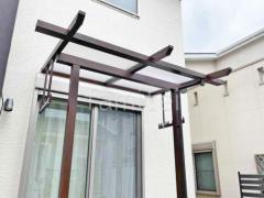 フル木製調テラス屋根 YKKサザンテラス パーゴラタイプ1階