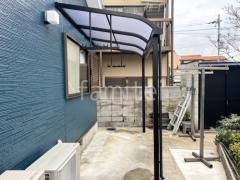 1階テラス屋根 (雨除け) YKKAP ソラリアR アール屋根 スタンダード 壁付