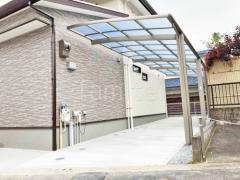カーポート2台(縦) 連棟 LIXIL ネスカR アール屋根