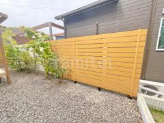 フル木製調雨除け屋根 目隠しフェンス塀