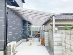 1階テラス屋根 (雨除け) YKKAP ソラリアF フラット屋根 スタンダード 壁付