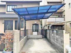 本体色 カームブラック 屋根色 アースブルー